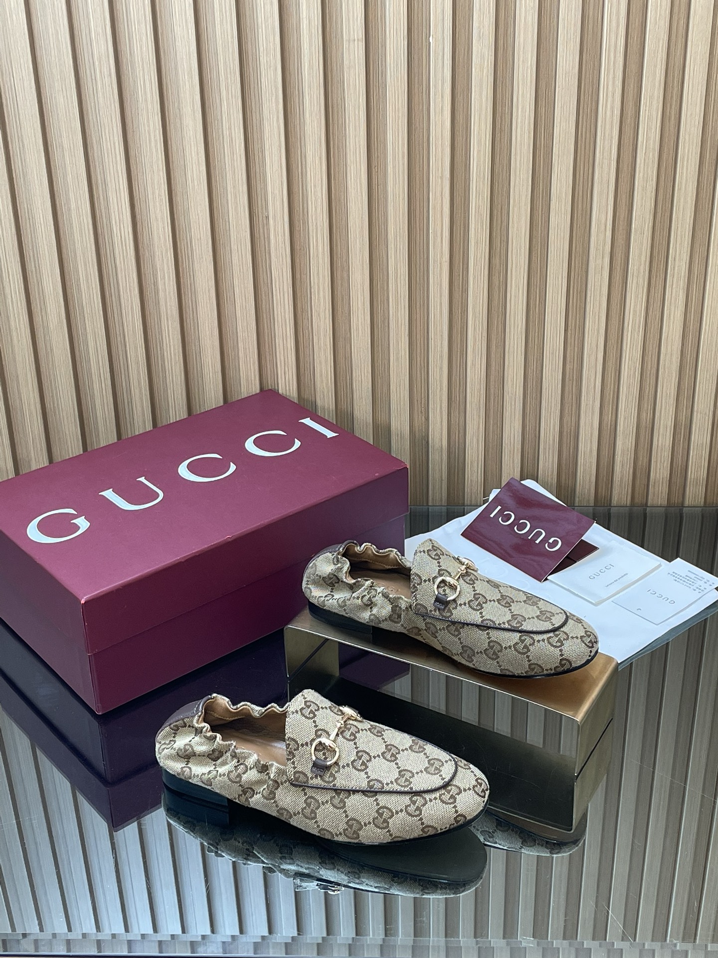 Gucci-Jordaan-Horsebit-Embellished-Logo-Beige-GG-Canvas-Loafers-Shoes-35To42